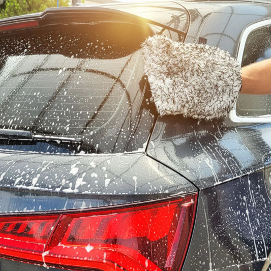 Comment laver sa voiture : les étapes clés dans le bon ordre
