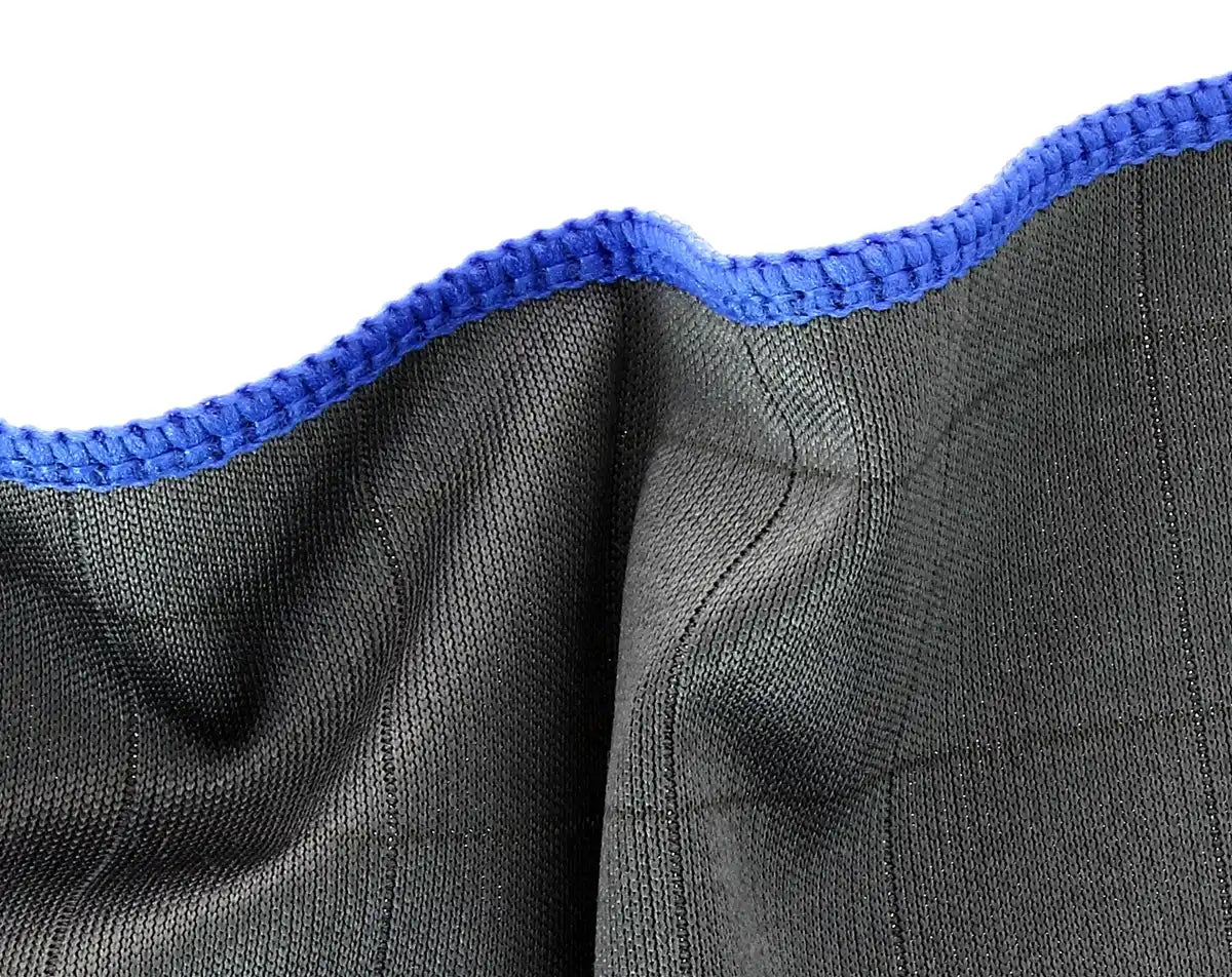 Tissus de la microfibre de carbone